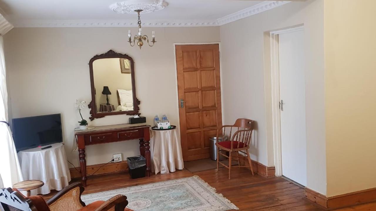 Upper Houghton Guesthouse Johannesburg Dış mekan fotoğraf